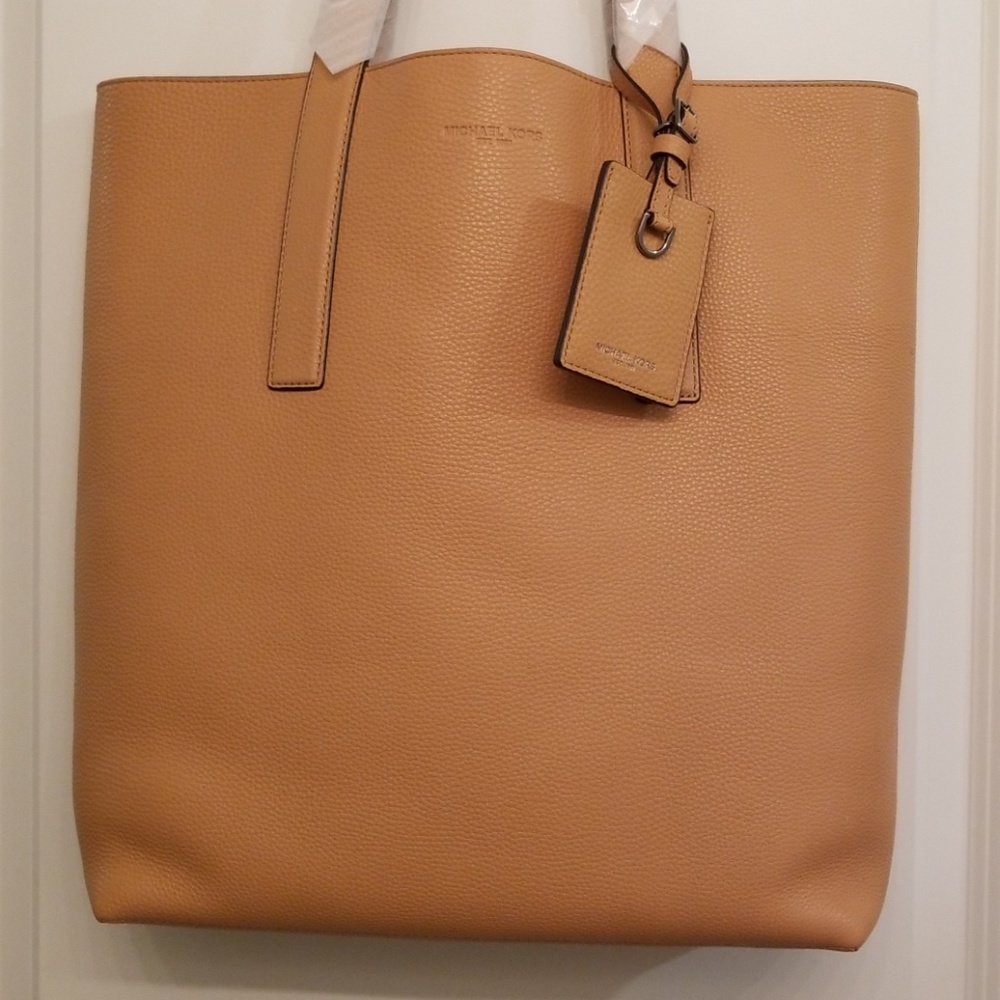 New Michael Kors Mason Bag - Picture 2 of 8